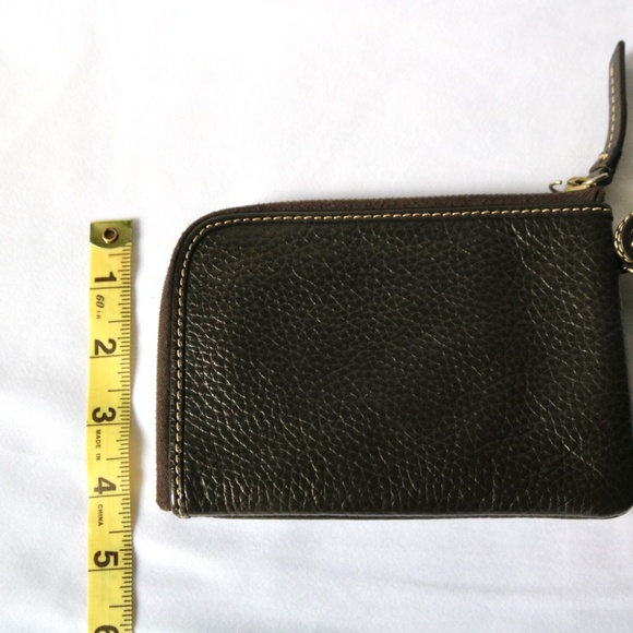 DOONEY & BOURKE 1975 Pebbled Brown Leather Wristlet Wallet Travel Change Purse - Picture 10 of 10